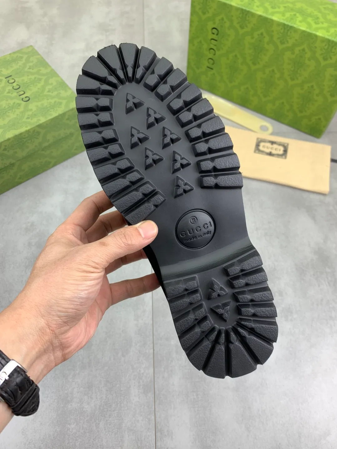 Men's shoes P580💰【New style】🆘Water dyed cowhide lining (GUCCI) Gucci business leather shoes, made of original imported Italian 🇮🇹 open-edge beaded calfskin, fully water-dyed cowhide lining, carefully handmade by professional shoemakers, the original version is specially designed for wear-resistant and lightweight foam outsole. Standard code: 38-45 5️⃣color🉑️select